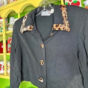 Vintage fuzzy leopard print cropped blazer top fuzzy leopard chunky buttons